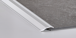 AGIR produit Seuil MULTI-NIVEAUX LVT