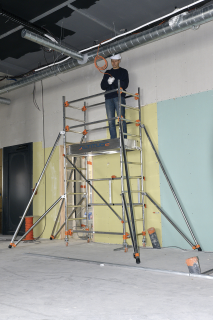 AGIR produit Echafaudage roulant aluminium AL 135 - version base pliante
